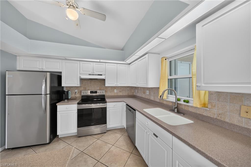 1709 SW 15th PL photo 11