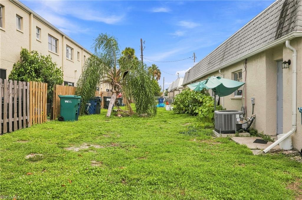 6636-6640 Warwick CIR photo 14