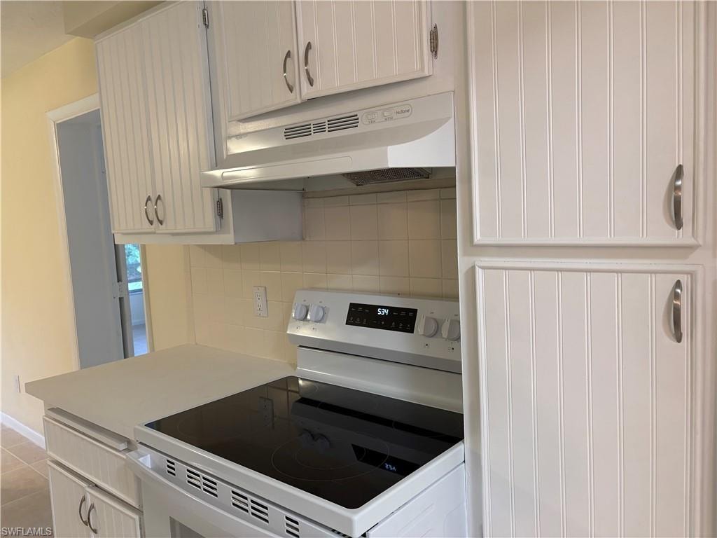 5661 Eichen CIR E photo 20