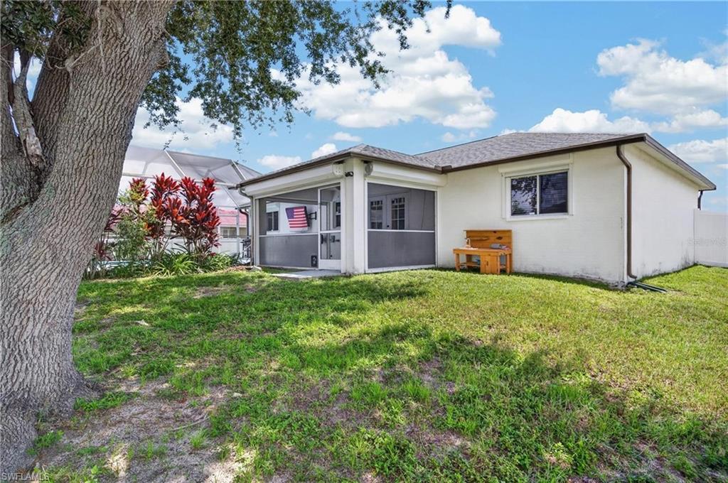 1821 SW 22nd TER photo 25