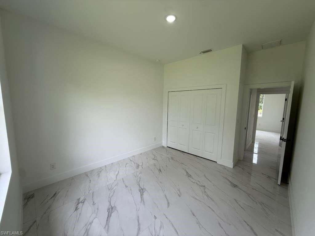 723 Epps Brown ST E photo 18