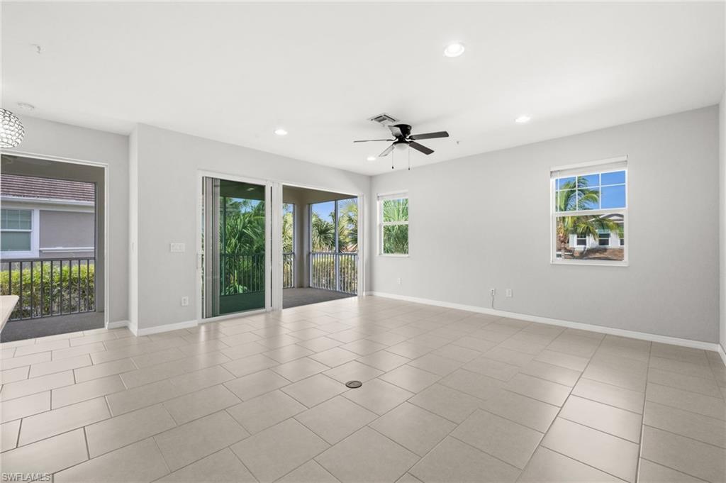 2344 Sheen LN 308 photo 12