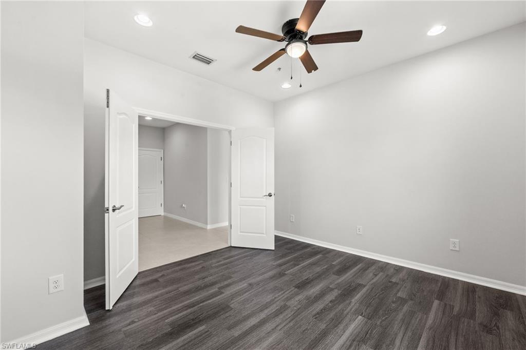2344 Sheen LN 308 photo 9