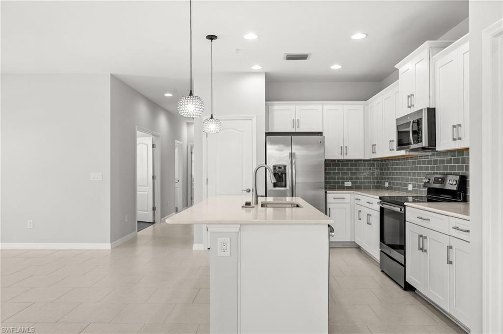 2344 Sheen LN 308 photo 19