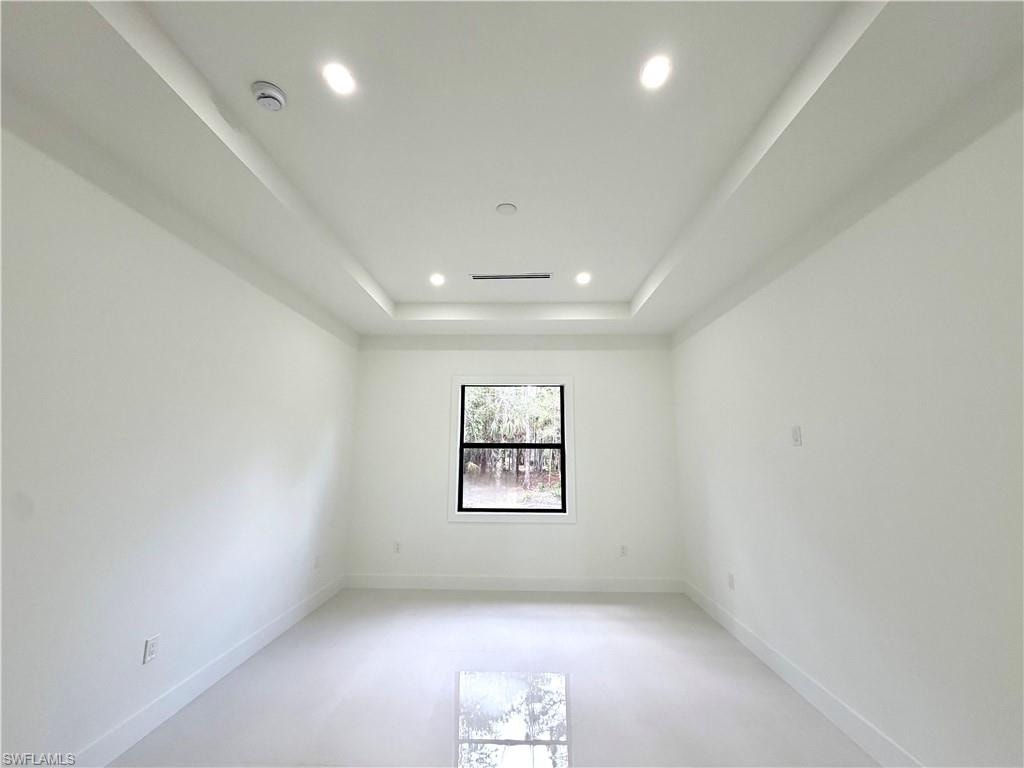 2514 56th AVE NE photo 10
