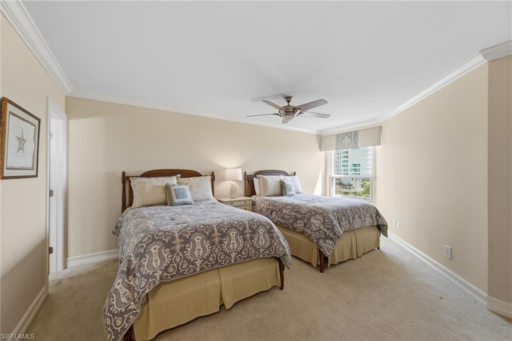Guest Bedroom with 2 Queen Beds