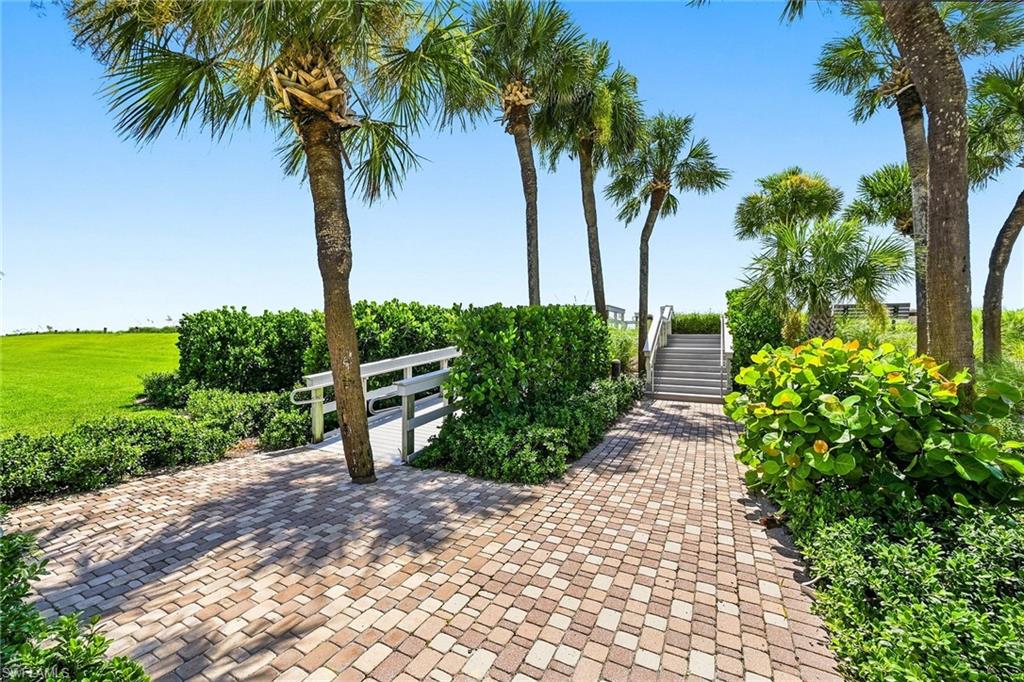 Park Shore Tower Beach Access