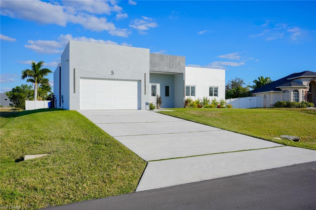 5 SW 26th PL