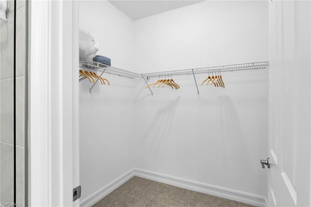 Walk in Closet
