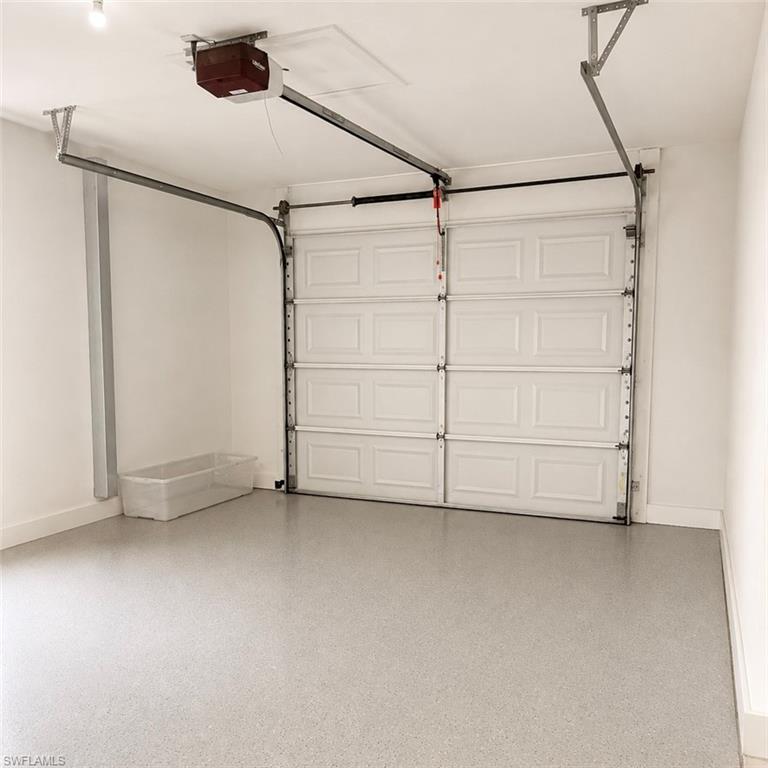 225 Georgetown BLVD 25 photo 11