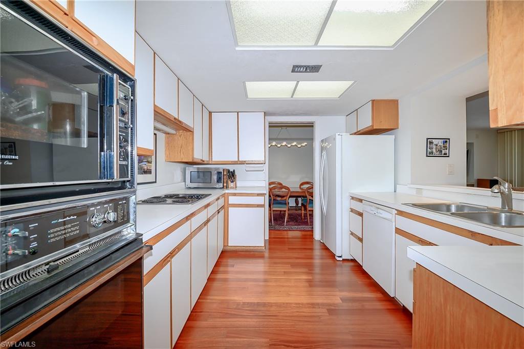 5601 Turtle Bay DR 1203 photo 6