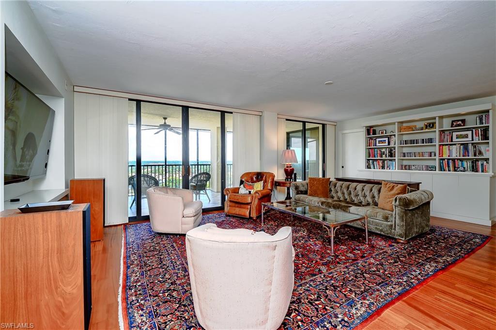 5601 Turtle Bay DR 1203