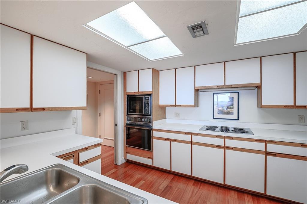 5601 Turtle Bay DR 1203 photo 8