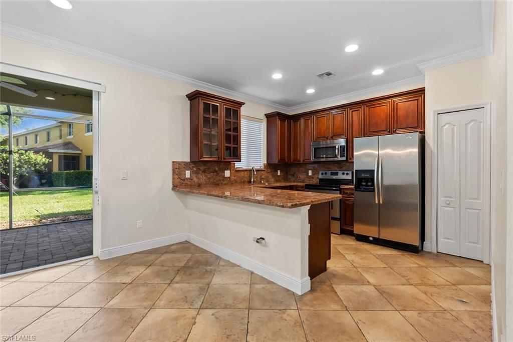 10230 Tin Maple DR 141 photo 14