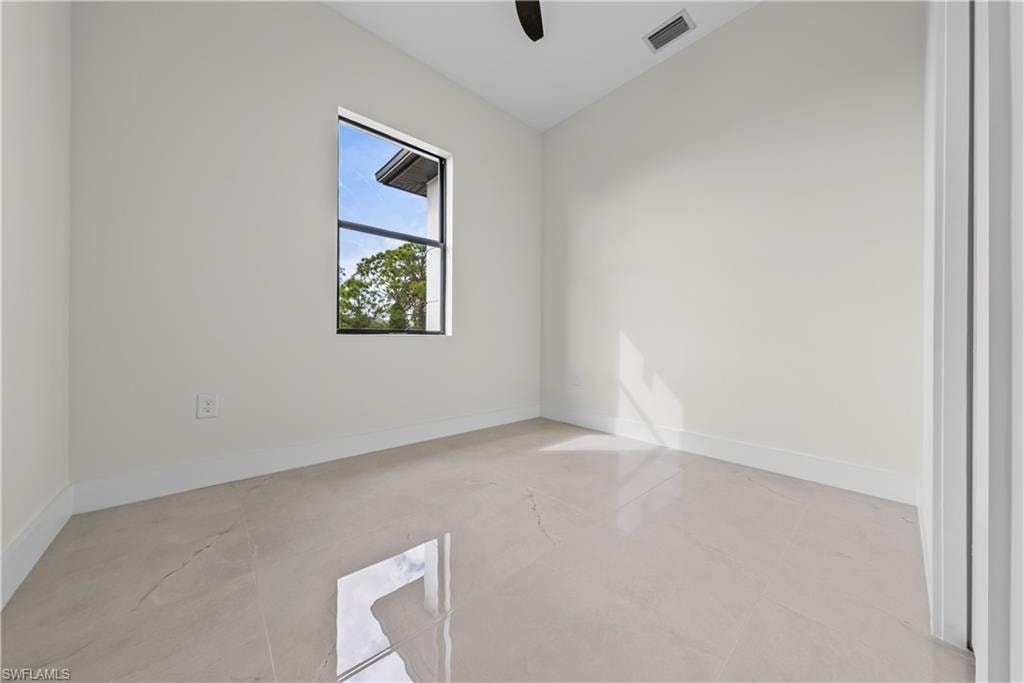 1023 Graystone AVE photo 14