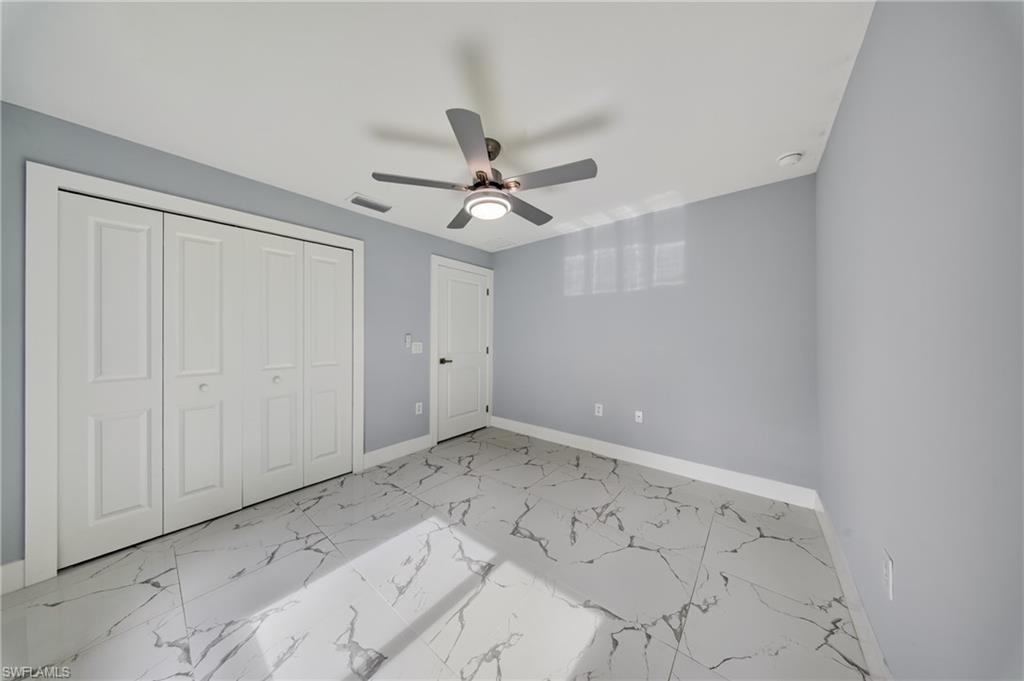738 Sunrirse BLVD photo 16