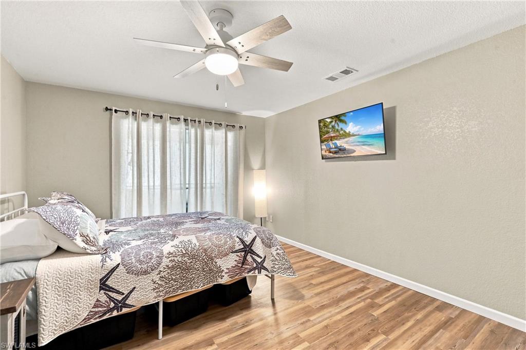 22375 Edgewater DR 204 photo 12