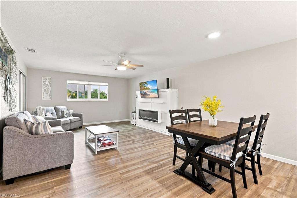 22375 Edgewater DR 204 photo 9