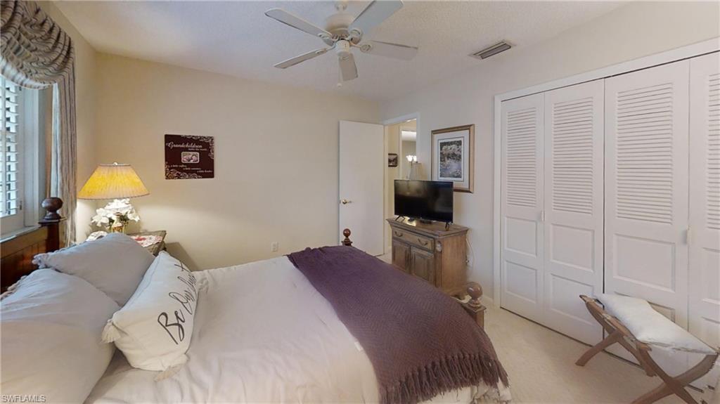 1527 Edgewater CIR photo 42