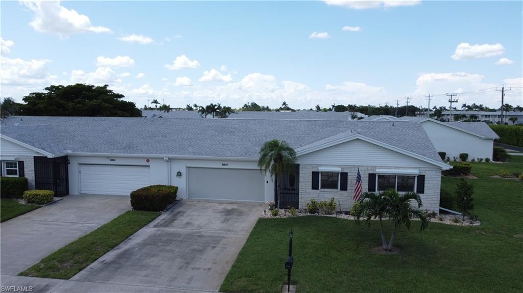 1527 Edgewater CIR