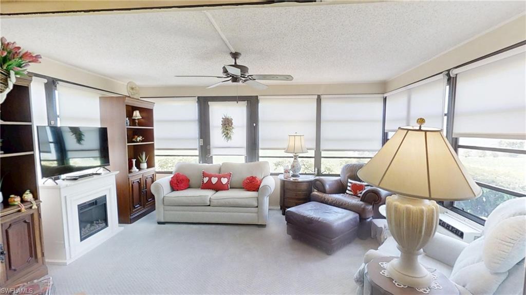 1527 Edgewater CIR photo 31
