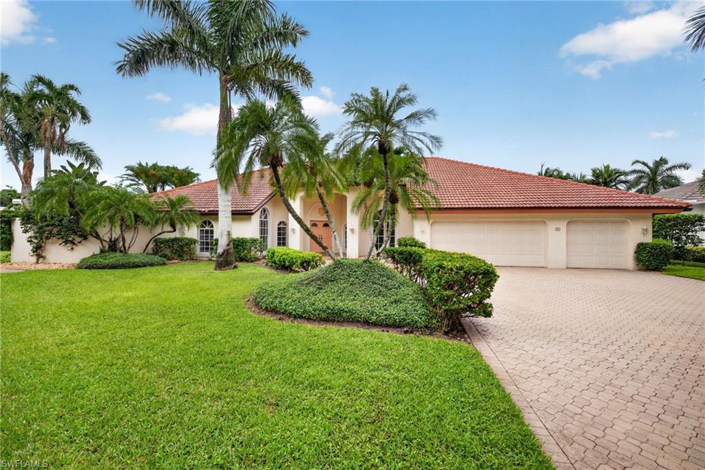 700 HOLLYBRIAR LN photo 13