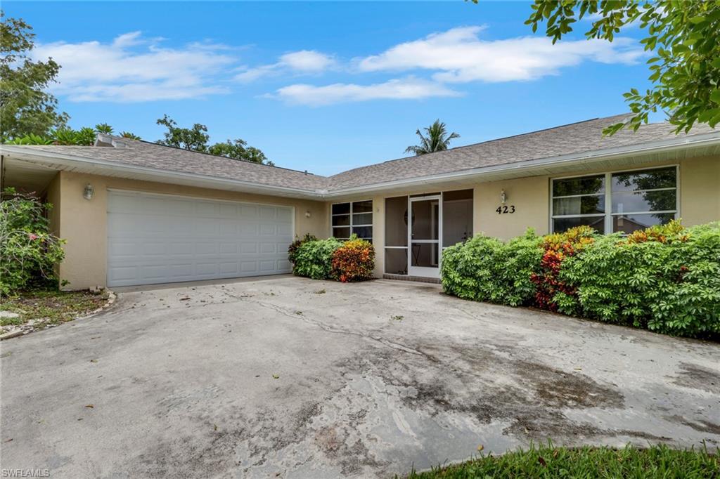 423 SW 39th ST
