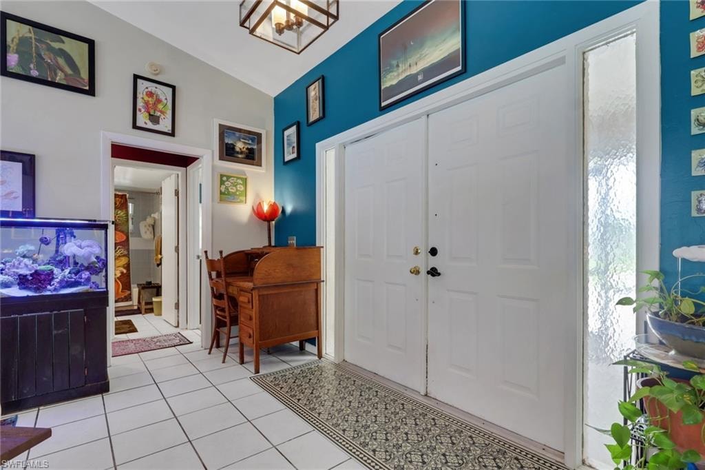 423 SW 39th ST