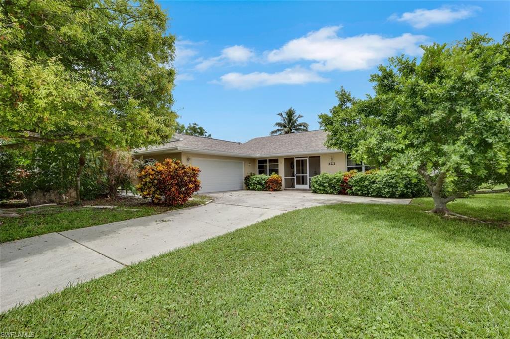 423 SW 39th ST