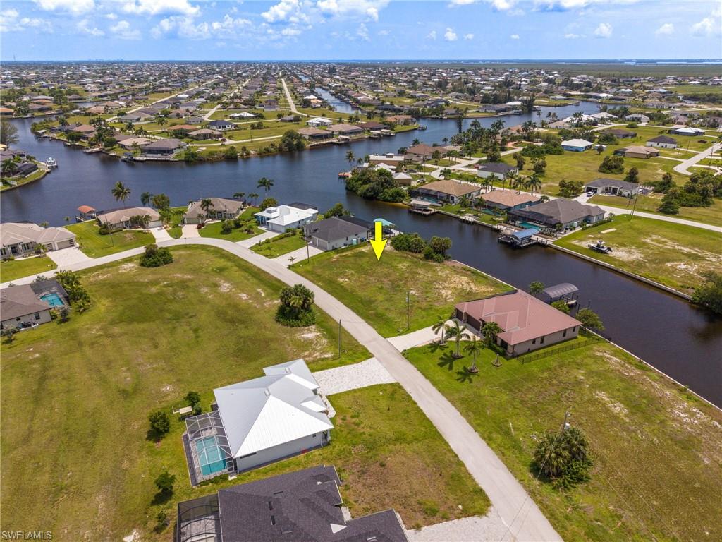 2210 NW 37th PL photo 12