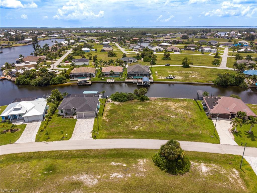 2210 NW 37th PL