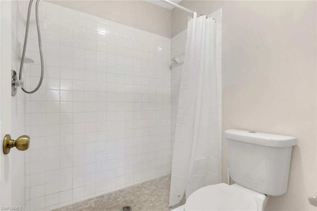 800 Augusta BLVD B201 photo 16