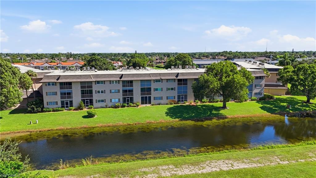 SERENE WATERWAY VIEWS FROM YOUR REAR SCREENED LANAI...