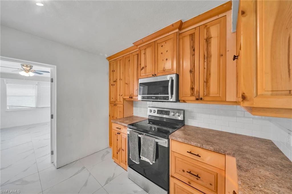 302 E Penn RD photo 16
