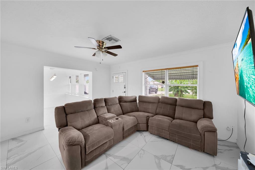 302 E Penn RD photo 8