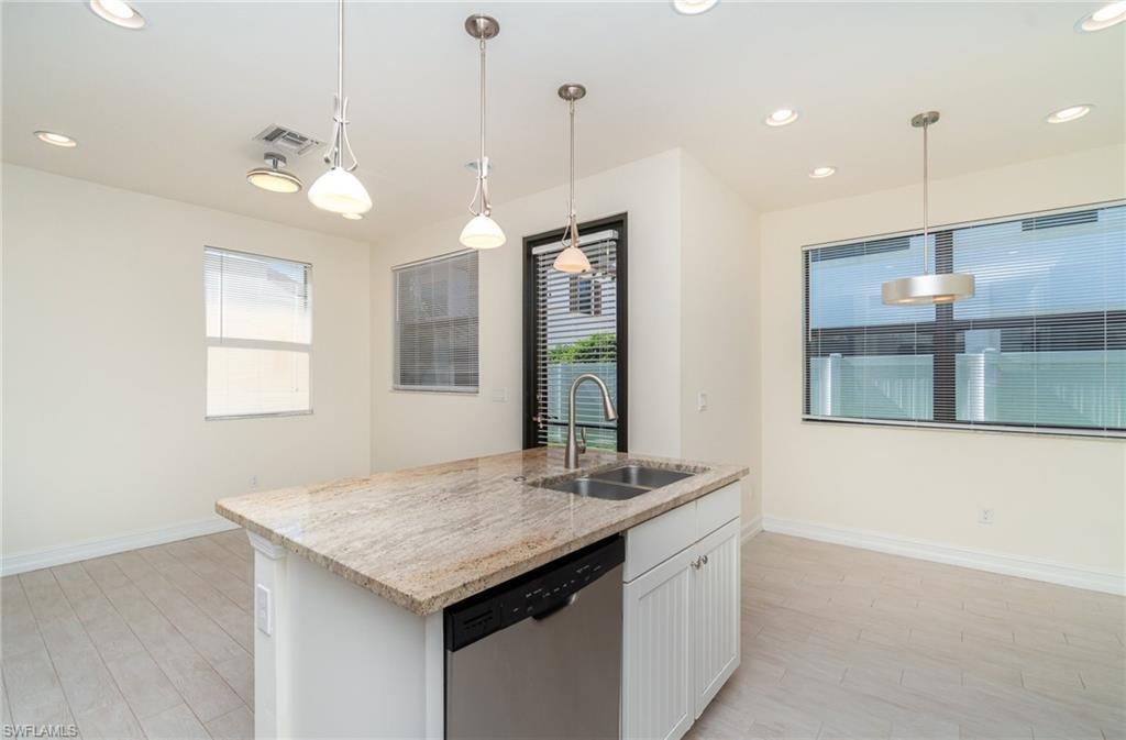9463 Montebello WAY 101 photo 29