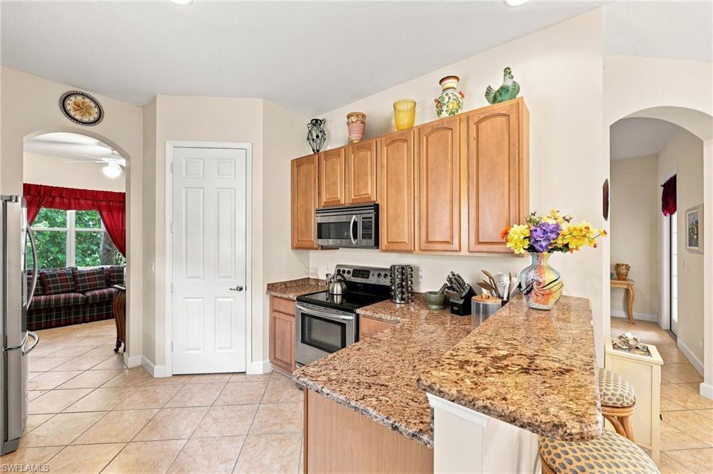 6116 Highwood Park LN photo 13
