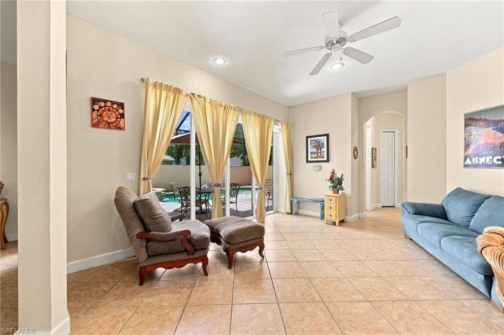 6116 Highwood Park LN photo 9