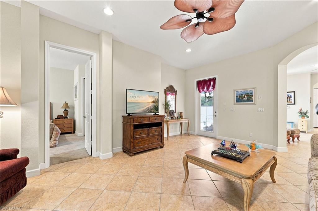 6116 Highwood Park LN photo 8