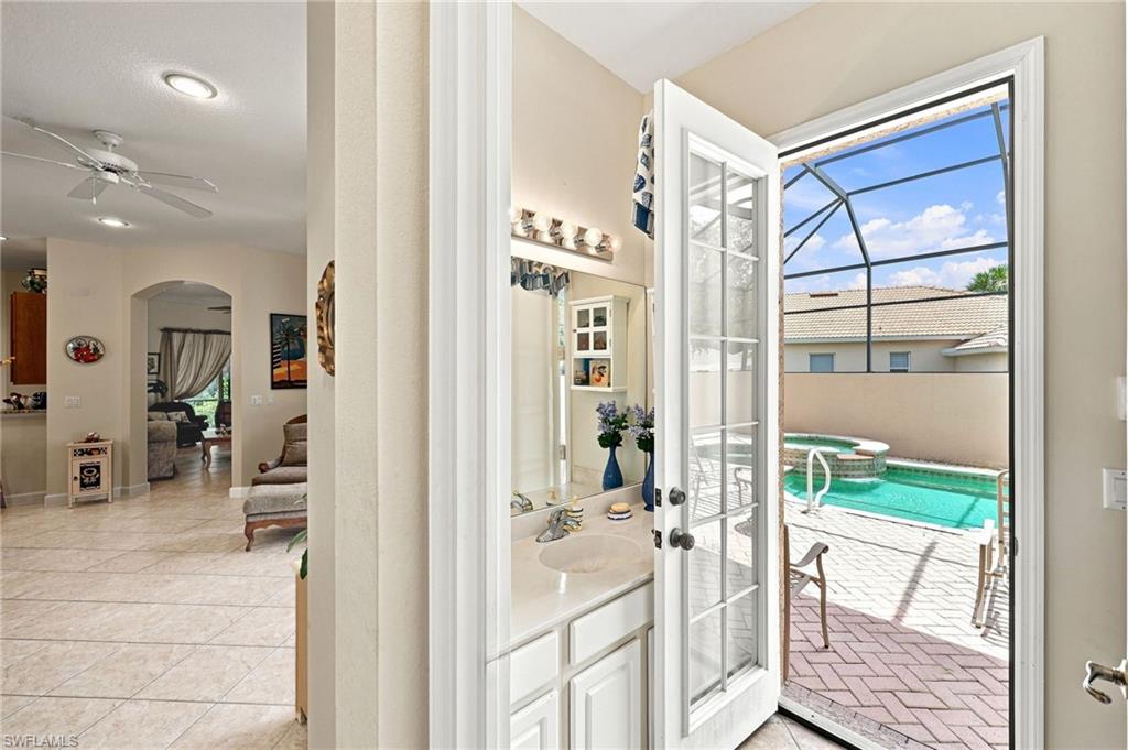 6116 Highwood Park LN photo 25