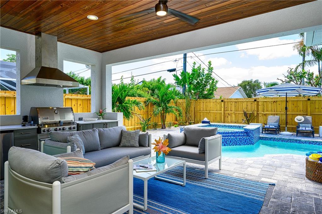 Covered Lanai Overlooking Spa, Pool and Patio