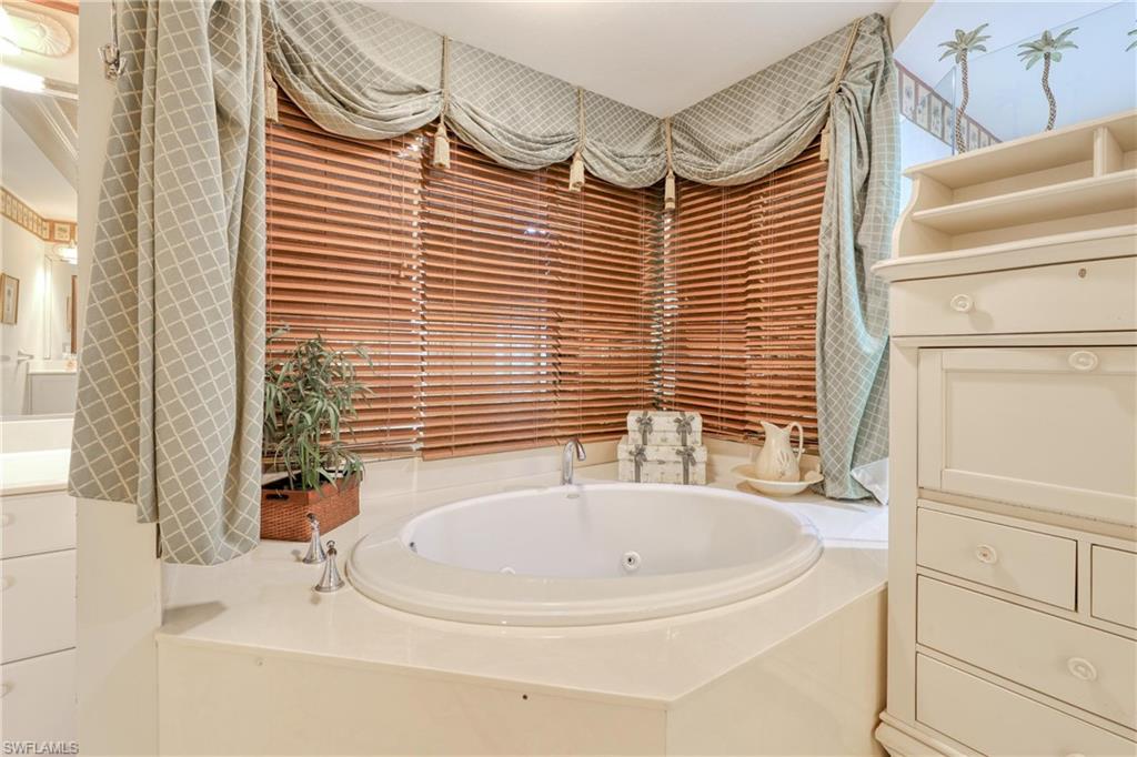 15100 Harbour Isle DR 701 photo 23