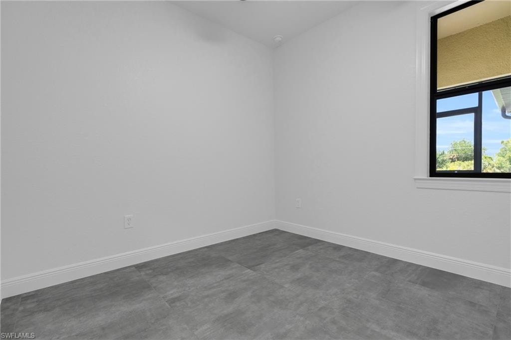 2625/2627 Sunniland BLVD photo 23