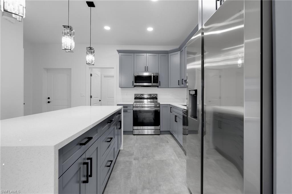 2625/2627 Sunniland BLVD photo 7