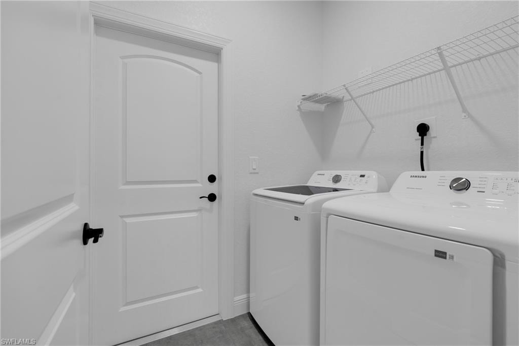 2625/2627 Sunniland BLVD photo 20