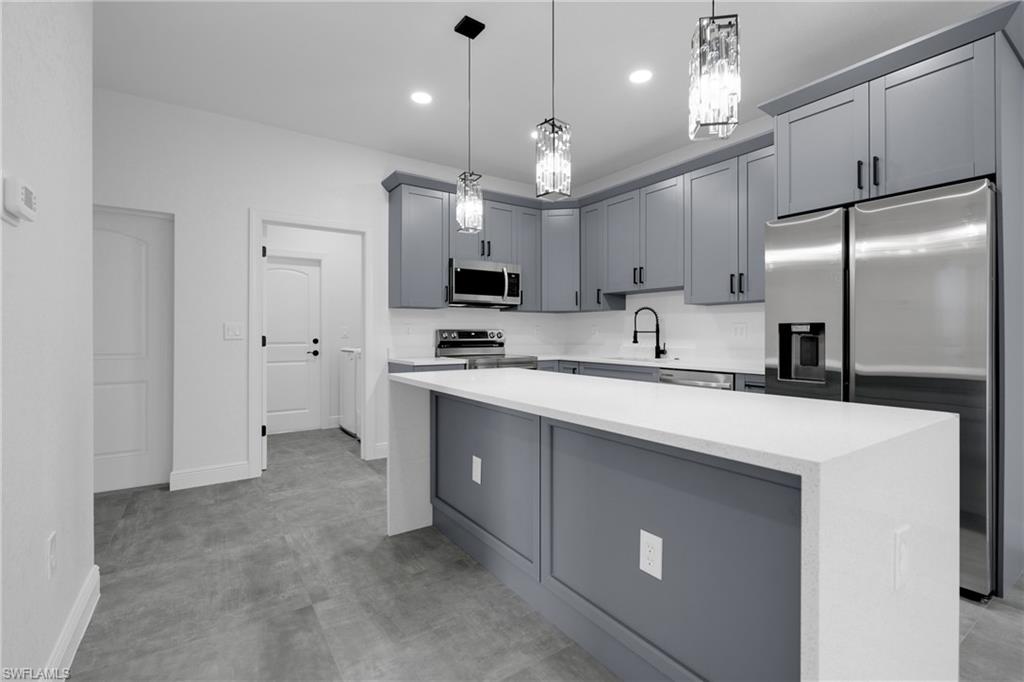 2625/2627 Sunniland BLVD photo 9