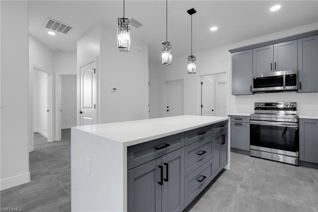 2625/2627 Sunniland BLVD photo 8