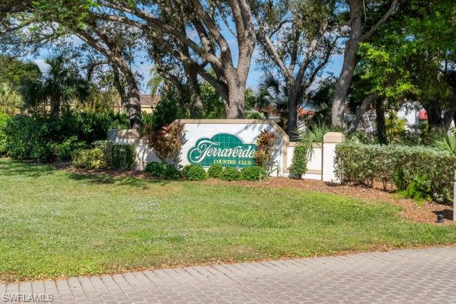 Entry monument featuring "Terraverde Country Club" signage