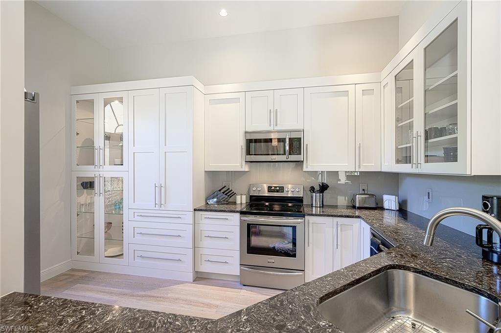 589 Beachwalk CIR P-203 photo 8