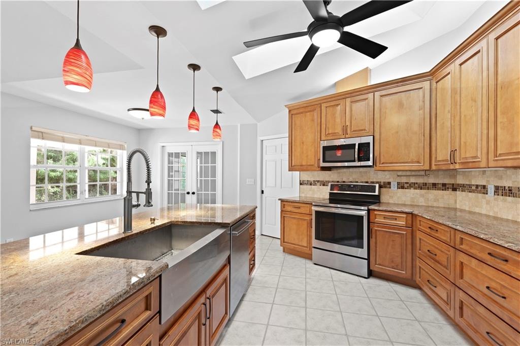 6857 Idlewild ST photo 8